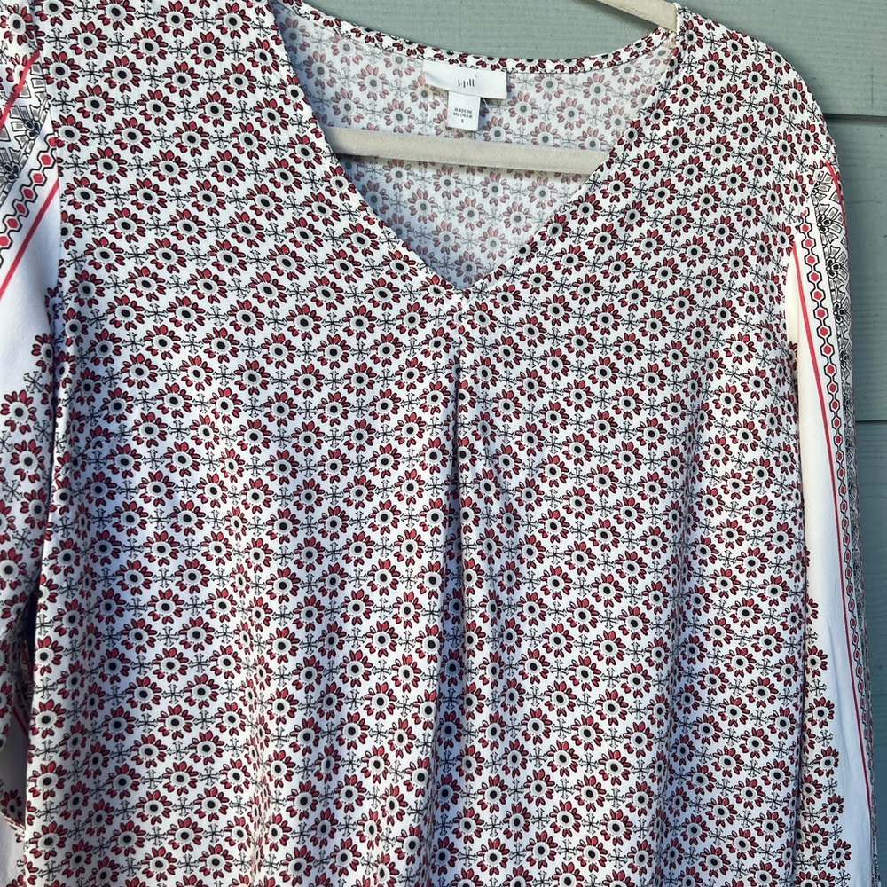 Women's Floral V-Neck Blouse - Coral/Red and White - Picture 6 of 7
